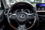 Lexus LX: Фото 2