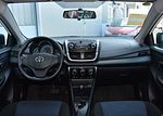 Toyota Yaris L sedan: Фото 1