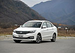 Dongfeng A60: Фото 1