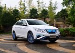 Dongfeng Forthing S50 EV: Фото 1