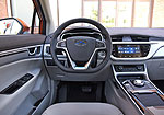 Geely Emgrand GSe: Фото 2