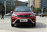 Geely Vision X1: Фото 3